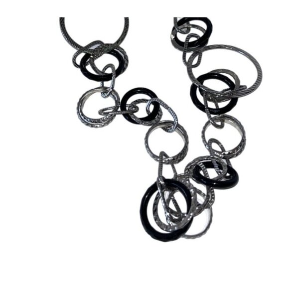 Chico's Textured Black & Silver Circle Signed 21" Link Necklace - Picture 9 of 10